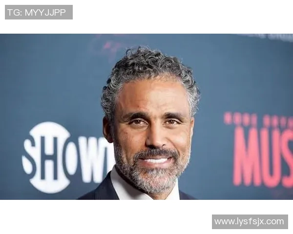 探索张伟的英雄联盟之路与成长故事深度对话揭示电竞背后的奋斗与梦想